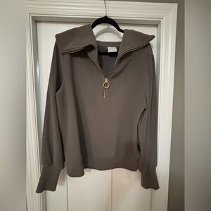 Varley Vine pullover sweatshirt dark grey Women’s size large
